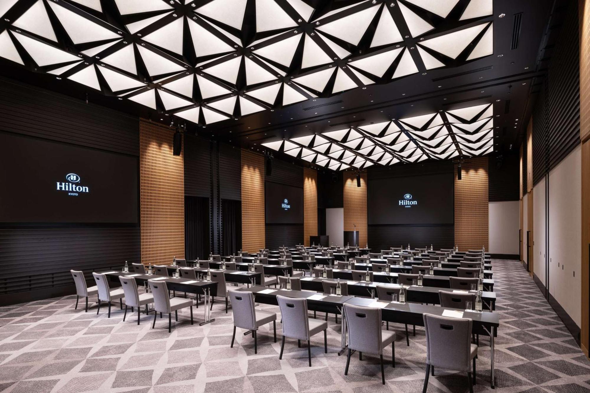Hilton Kyoto Hotel Ngoại thất bức ảnh