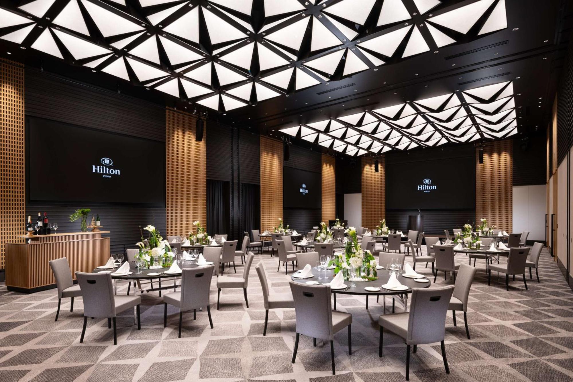 Hilton Kyoto Hotel Ngoại thất bức ảnh